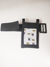 Load image into Gallery viewer, Brassard Batman