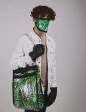 Load image into Gallery viewer, Tote Chain bag - Amazon Forest