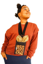 Load image into Gallery viewer, Black Straps Sangle
